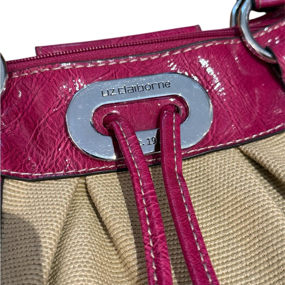 Summer Liz Claiborne pink&tan shoulder handbag. raffia and leather. Roomy.